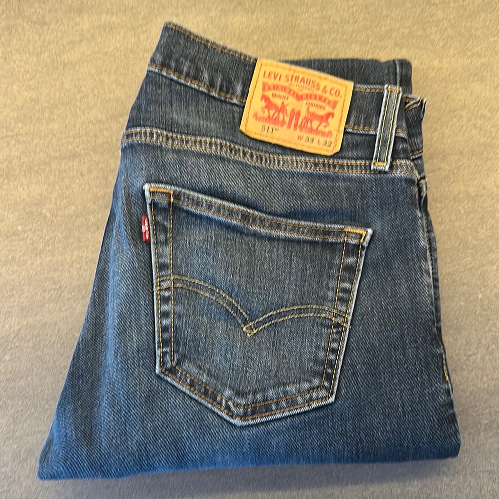 Levi’s 511 33x32